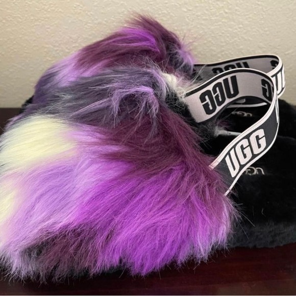 New UGG Fluff Yeah Slide - Picture 6 of 9